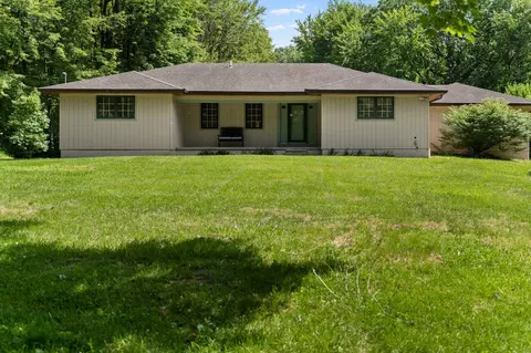 9210 Willow Rd, Willis, MI 48191