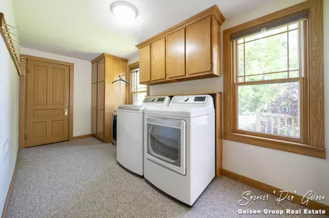 410 E Washington St, Belding, MI 48809 photo 26