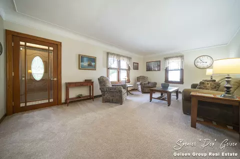 410 E Washington St, Belding, MI 48809 photo 7