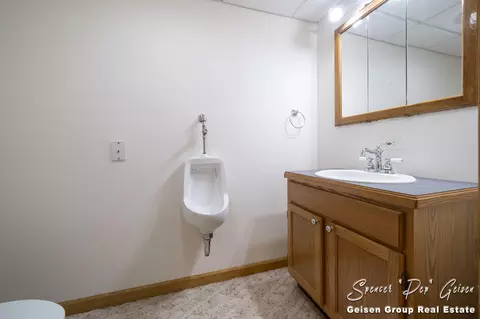 410 E Washington St, Belding, MI 48809 photo 47