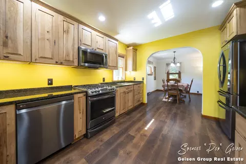 410 E Washington St, Belding, MI 48809 photo 16