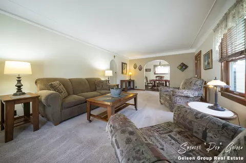410 E Washington St, Belding, MI 48809 photo 10