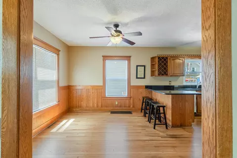 758 Union St, Jackson, MI 49203 photo 9