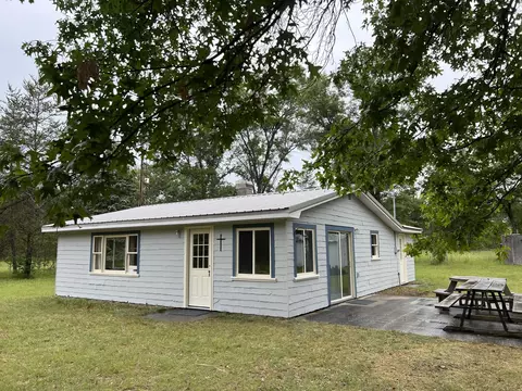 4356 W Main St, Irons, MI 49644