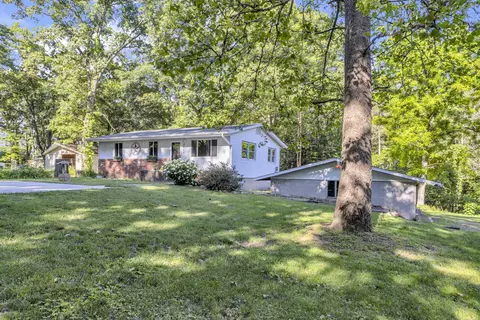 8600 Abbey Rd, Jackson, MI 49201 photo 4