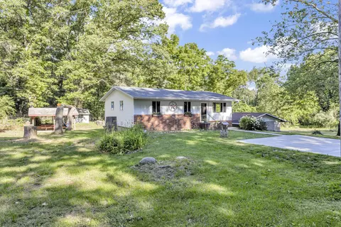 8600 Abbey Rd, Jackson, MI 49201 photo 3