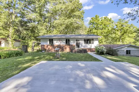 8600 Abbey Rd, Jackson, MI 49201 photo 2