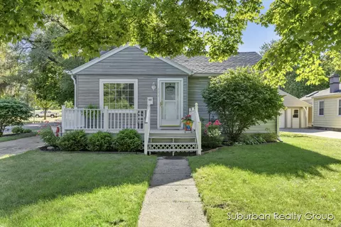 201 N Bower St, Greenville, MI 48838