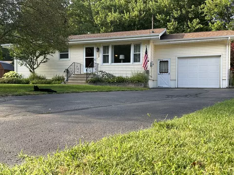 6749 Deadwood Ave, Coloma, MI 49038