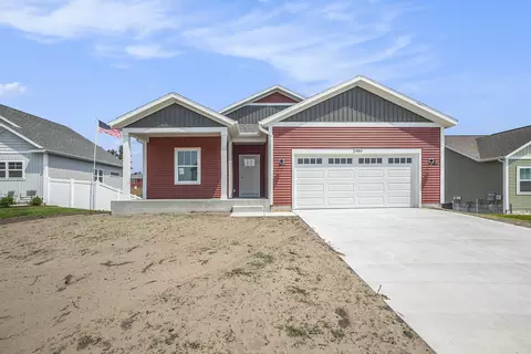 2480 Bison Ln, Muskegon, MI 49444