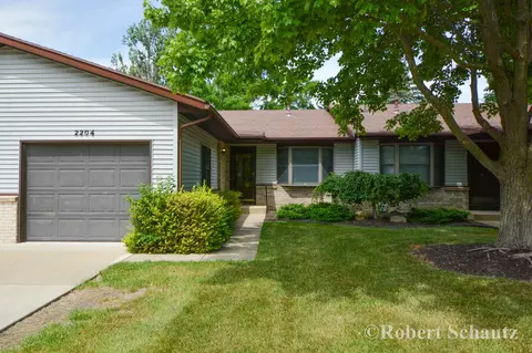 2204 Mapleton St NE, Grand Rapids, MI 49505