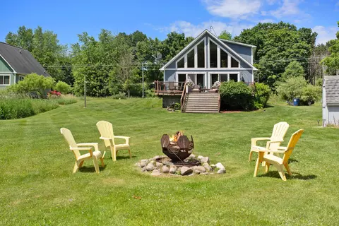 750 N Rolland Rd, Weidman, MI 48893