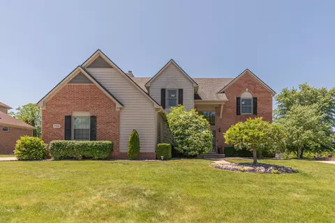 7106 Suncrest Dr, Saline, MI 48176