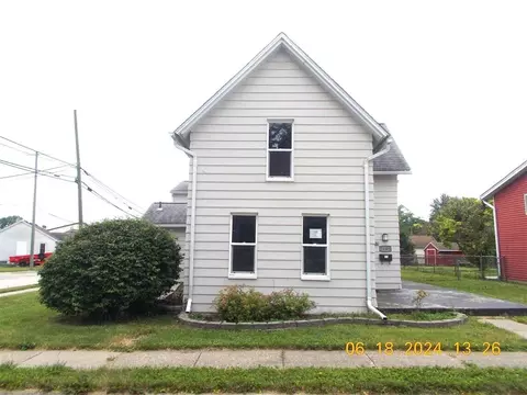 22109 Saint Stephens St, Rockwood, MI 48173