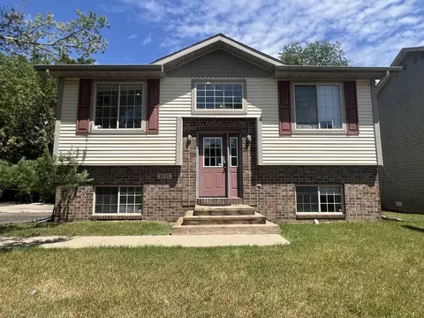 1235 Redpine Way, Kalamazoo, MI 49006