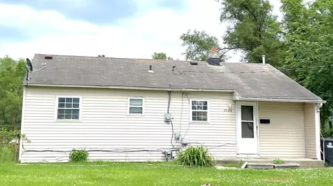 31614 Antrim Ct, Westland, MI 48186