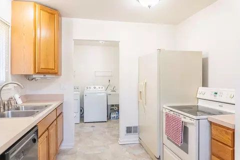 5861 Michael St, Taylor, MI 48180 photo 15