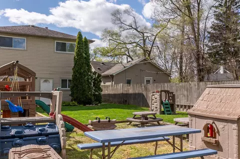 5861 Michael St, Taylor, MI 48180 photo 4