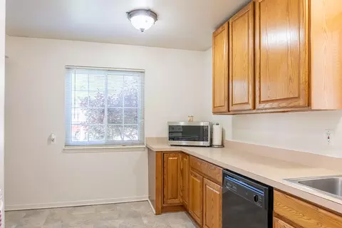 5861 Michael St, Taylor, MI 48180 photo 12