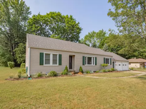651 Melrose, Plainwell, MI 49080