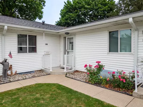 5188 Green Meadow Rd, Kalamazoo, MI 49009