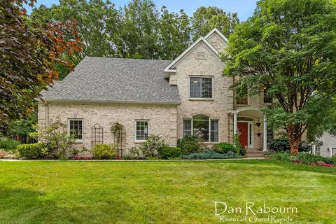6290 Scarborough Dr SE, Ada, MI 49301