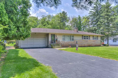 2347 W High St, Jackson, MI 49203
