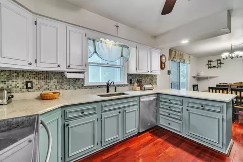 6148 Hereford Rd, Saline, MI 48176 photo 13