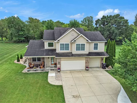 408 Constitution Ave, Brooklyn, MI 49230