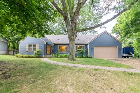 1004 Sunnyside Blvd, Ann Arbor, MI 48103
