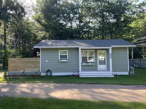 8220 W Stony Lake Rd, New Era, MI 49446