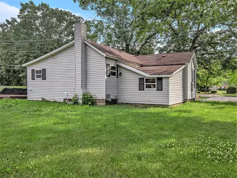 1045 Canaris St, Constantine, MI 49042 photo 14