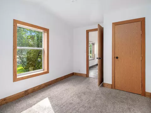 1045 Canaris St, Constantine, MI 49042 photo 10