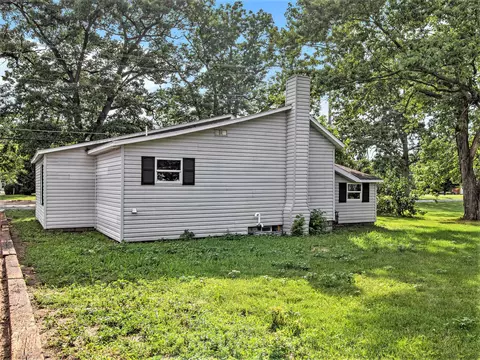 1045 Canaris St, Constantine, MI 49042 photo 15