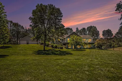 10777 Ford Rd, Plainwell, MI 49080