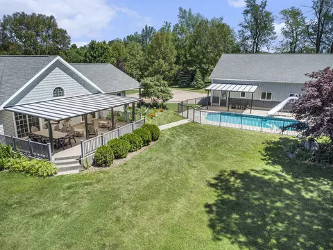 10777 Ford Rd, Plainwell, MI 49080 photo 4
