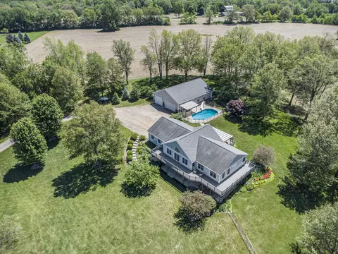 10777 Ford Rd, Plainwell, MI 49080 photo 2