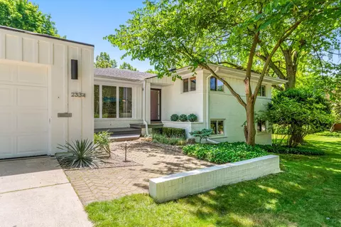 2334 Buckingham Rd, Ann Arbor, MI 48104
