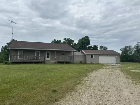 8400 W Reading Rd, Reading, MI 49274