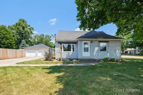3315 Rypens Dr NW, Grand Rapids, MI 49534