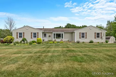 12582 24th Ave, Marne, MI 49435