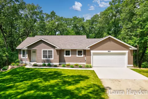 5708 Vising Dr, Lowell, MI 49331 photo 42