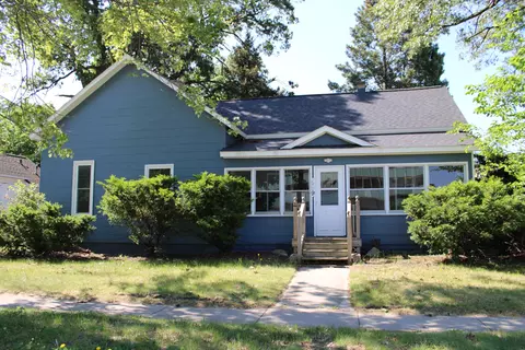 559 W Grand Ave, Muskegon, MI 49441