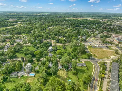 View/Area - 306 E Henry St, Saline, MI 48176 photo 8 of 11