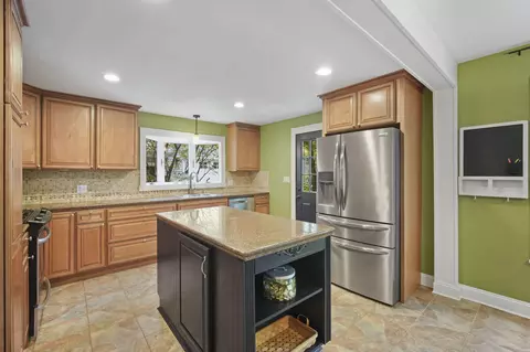 Kitchen - 306 E Henry St, Saline, MI 48176 photo 1 of 5