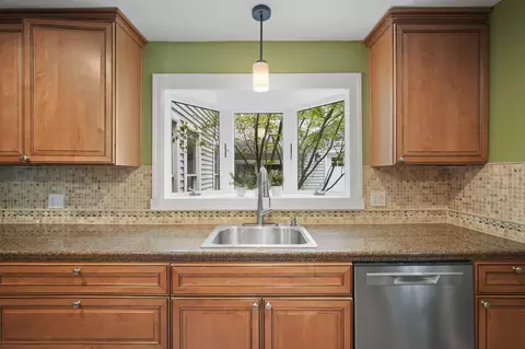 Kitchen - 306 E Henry St, Saline, MI 48176 photo 4 of 5
