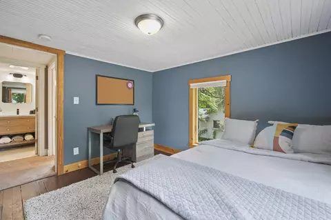 Bedroom - 306 E Henry St, Saline, MI 48176 photo 12 of 12