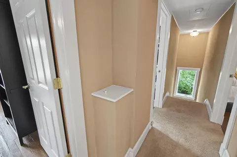 Entry Way - 306 E Henry St, Saline, MI 48176 photo 8 of 8