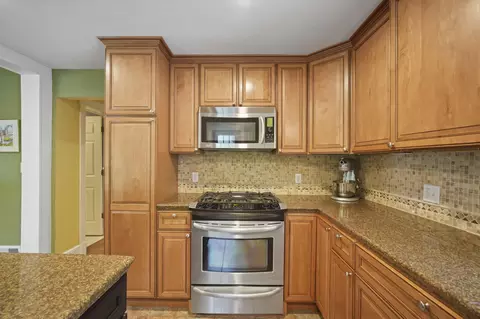 Kitchen - 306 E Henry St, Saline, MI 48176 photo 5 of 5