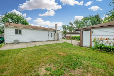 9472 Terry St, Romulus, MI 48174 photo 24